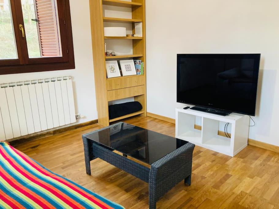 Bonito Apartamento En Ezcaray Azarrulla Luaran gambar